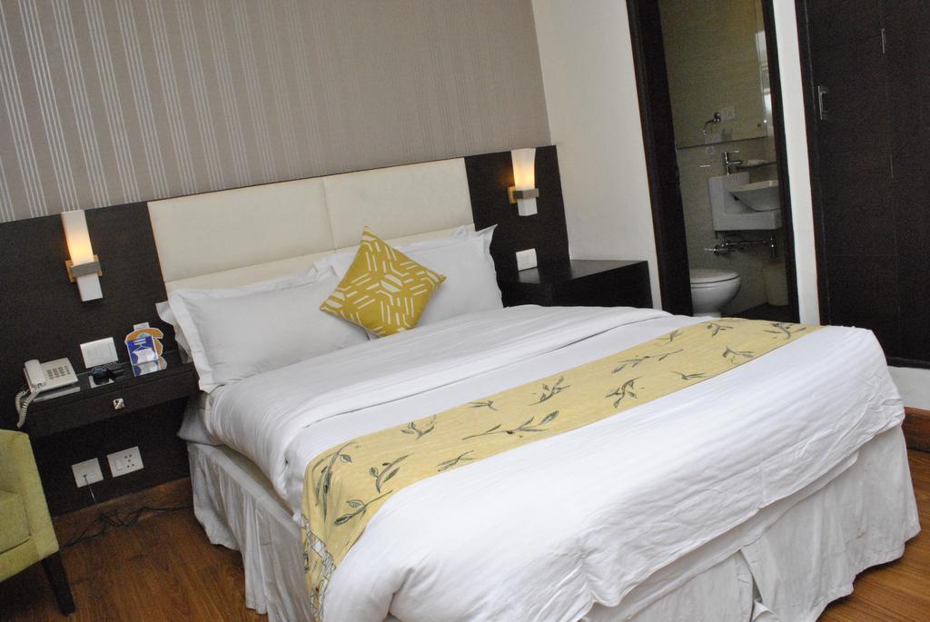 Hotel Jukaso Inn Down Town Nuova Delhi Esterno foto