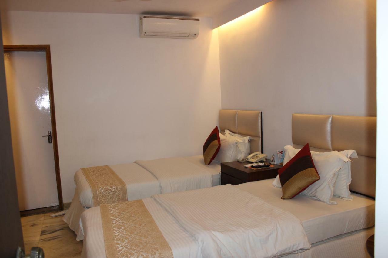 Hotel Jukaso Inn Down Town Nuova Delhi Esterno foto